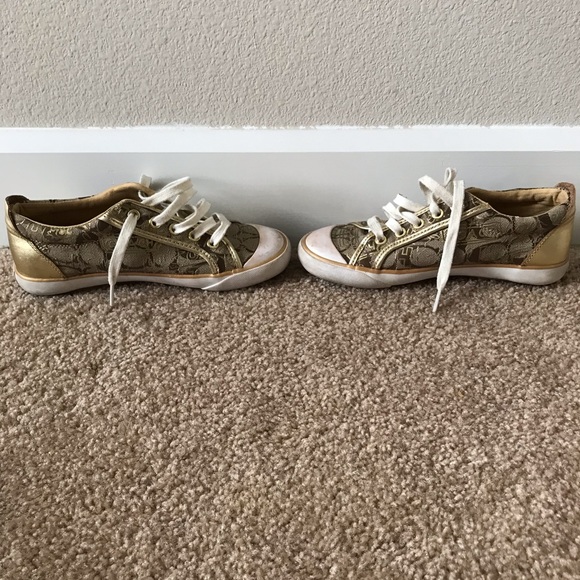 Coach Gold Logo Shoes - Picture 4 of 5